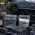Nettoyage exterieur voiture : mousse active, deux seaux, séchage sans traces